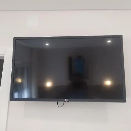 Hall 92 Quartos Com Wc Em Moradia Com Piscina A-das-lebres 洛里什