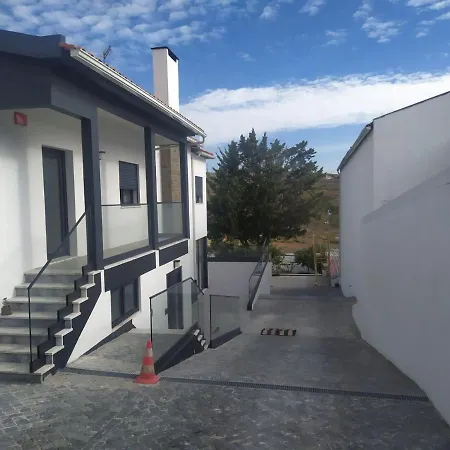 בית אירוח Hall 92 Quartos Com Wc Em Moradia Com Piscina A-das-lebres *