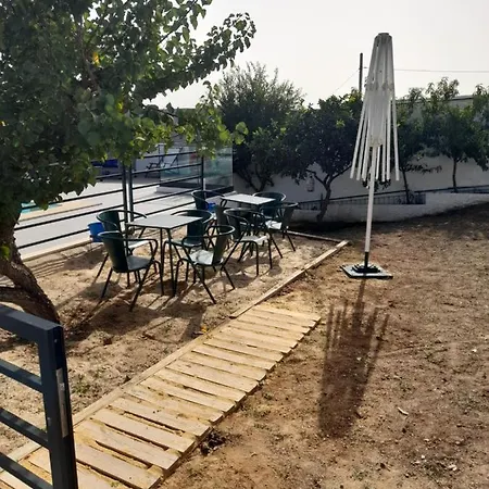 Hall 92 Quartos Com Wc Em Moradia Com Piscina A-das-lebres * 洛里什