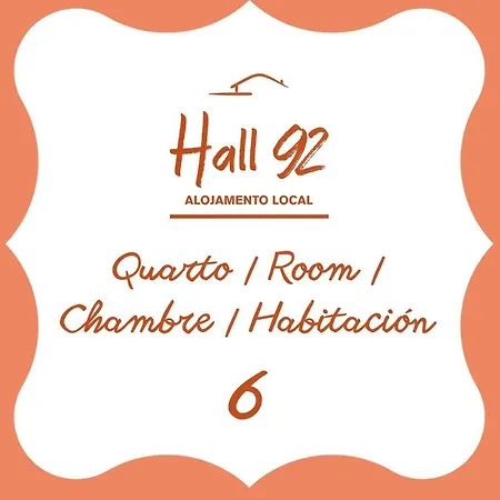 Hall 92 Quartos Com Wc Em Moradia Com Piscina A-das-lebres בית אירוח לורס