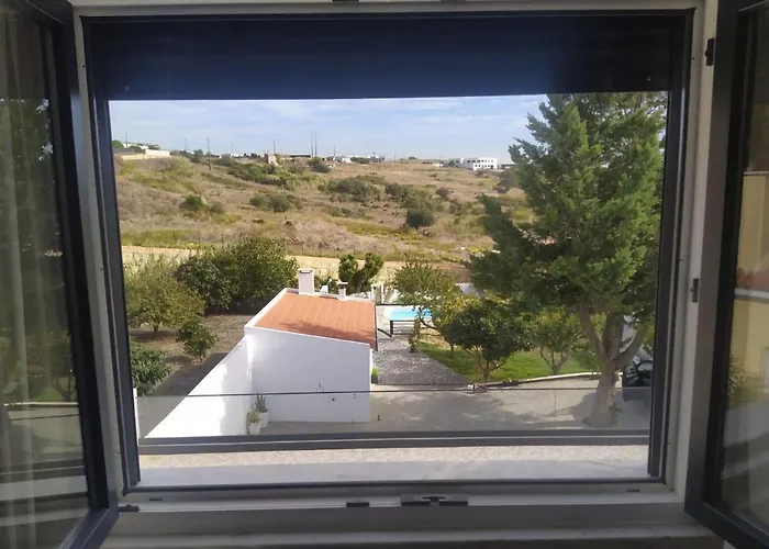 Ubytování v soukromí Hall 92 Quartos Com Wc Em Moradia Com Piscina A-das-lebres *