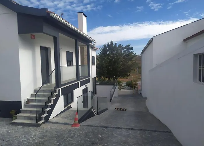 Ubytování v soukromí Hall 92 Quartos Com Wc Em Moradia Com Piscina A-das-lebres *