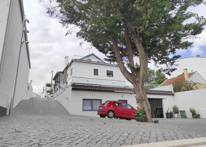 Hall 92 Quartos Com Wc Em Moradia Com Piscina A-das-lebres Ubytování v soukromí *