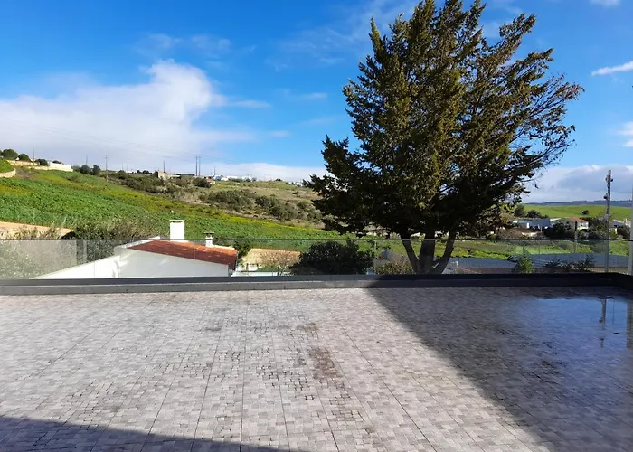 Ubytování v soukromí Hall 92 Quartos Com Wc Em Moradia Com Piscina A-das-lebres Loures