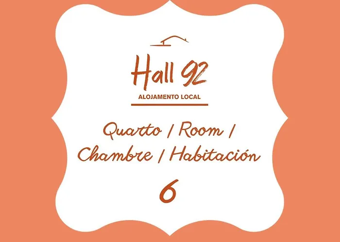 Hall 92 Quartos Com Wc Em Moradia Com Piscina A-das-lebres Ubytování v soukromí Loures