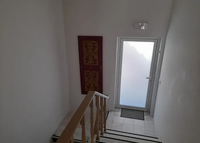 Ubytování v soukromí Hall 92 Quartos Com Wc Em Moradia Com Piscina A-das-lebres Loures