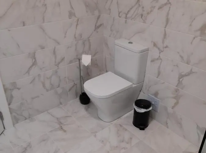 Ubytování v soukromí Hall 92 Quartos Com Wc Em Moradia Com Piscina A-das-lebres *